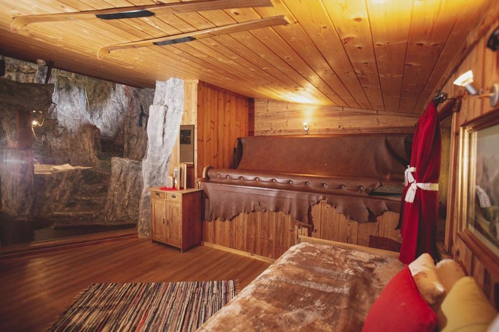 Roanwirt Otel Sankt Lorenzen im Murztal Dış mekan fotoğraf
