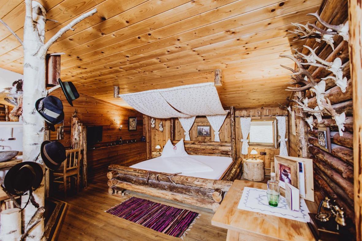 Roanwirt Otel Sankt Lorenzen im Murztal Dış mekan fotoğraf
