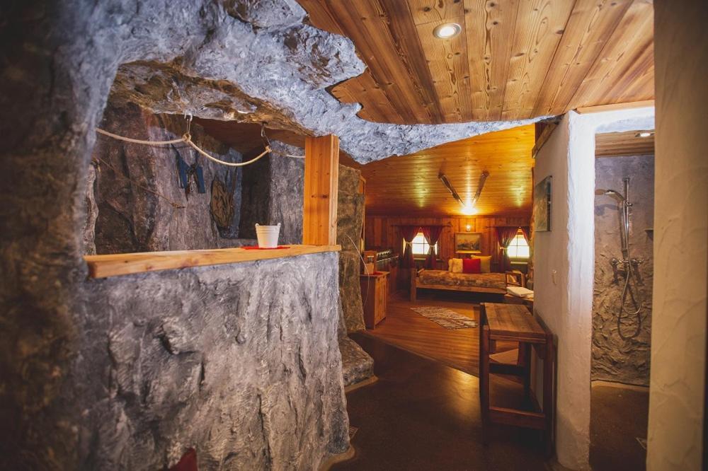 Roanwirt Otel Sankt Lorenzen im Murztal Dış mekan fotoğraf