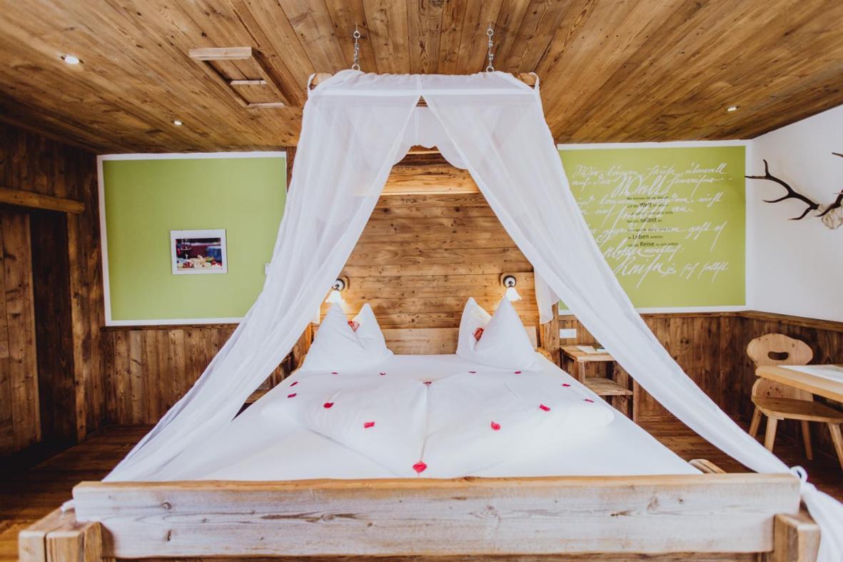 Roanwirt Otel Sankt Lorenzen im Murztal Dış mekan fotoğraf
